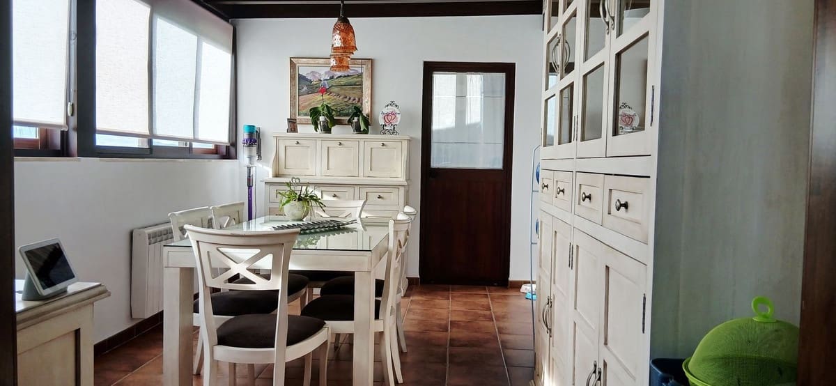 3 makuuhuone Huoneisto myytävänä paikassa Coin mukana 
autotalli - 519 000 € (Ref: 10125730)