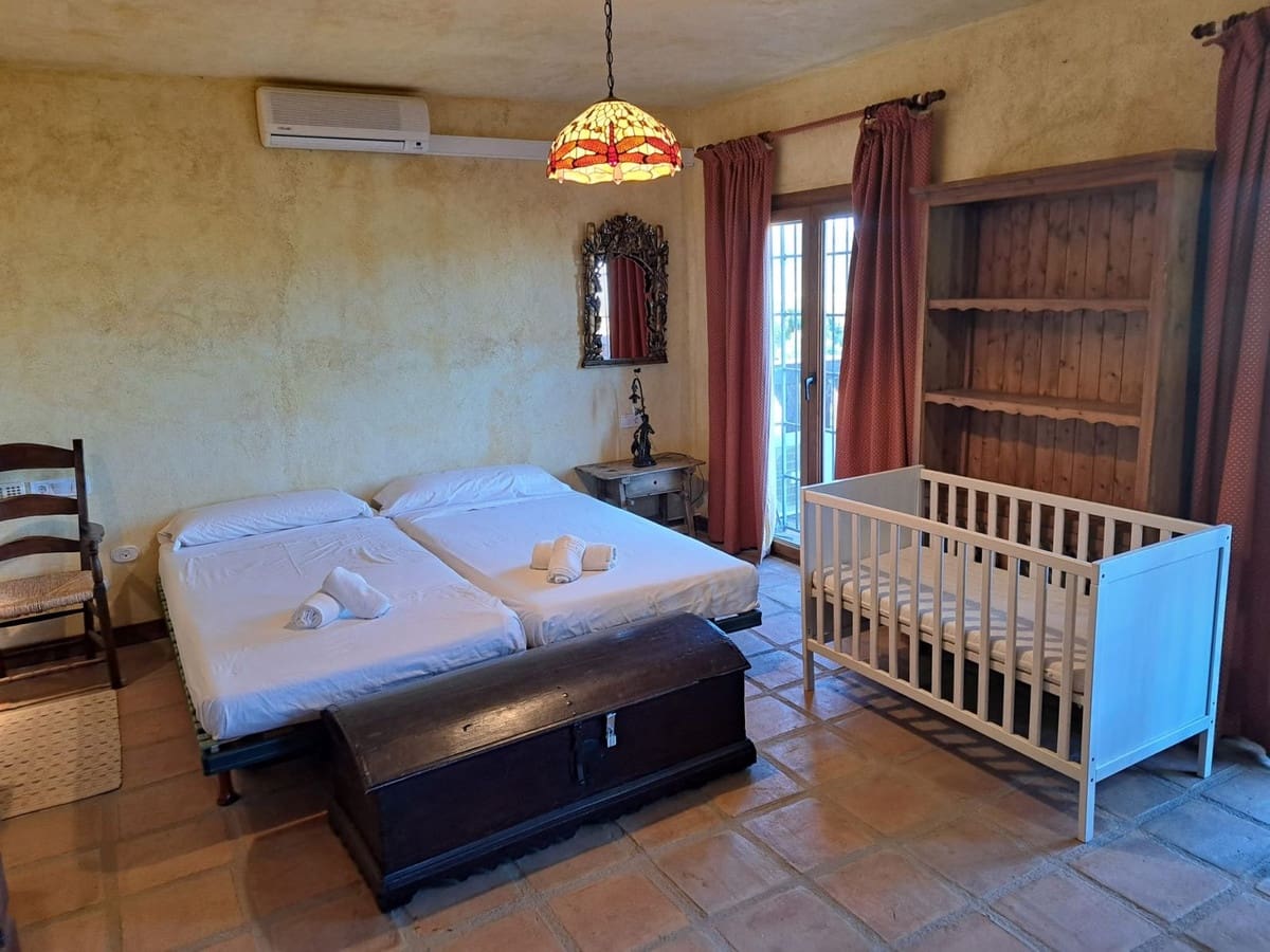 4 bedroom Finca/Country House for sale in Mijas with pool garage - € 1,195,000 (Ref: 10125741)