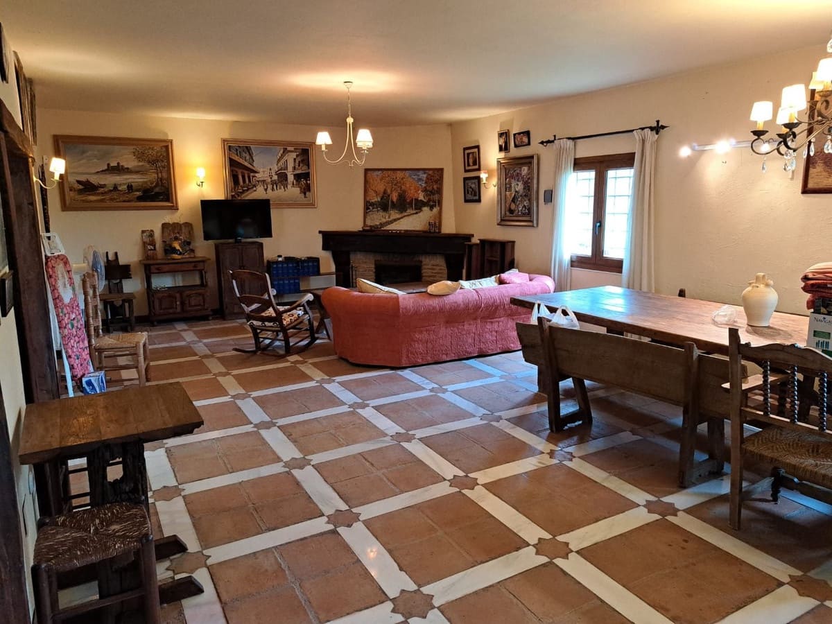 4 bedroom Finca/Country House for sale in Mijas with pool garage - € 1,195,000 (Ref: 10125741)