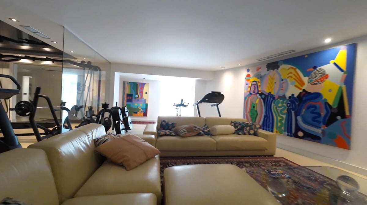 8 soveværelse Villa til salg i El Paraiso med swimmingpool garage - € 3.995.000 (Ref: 10125745)