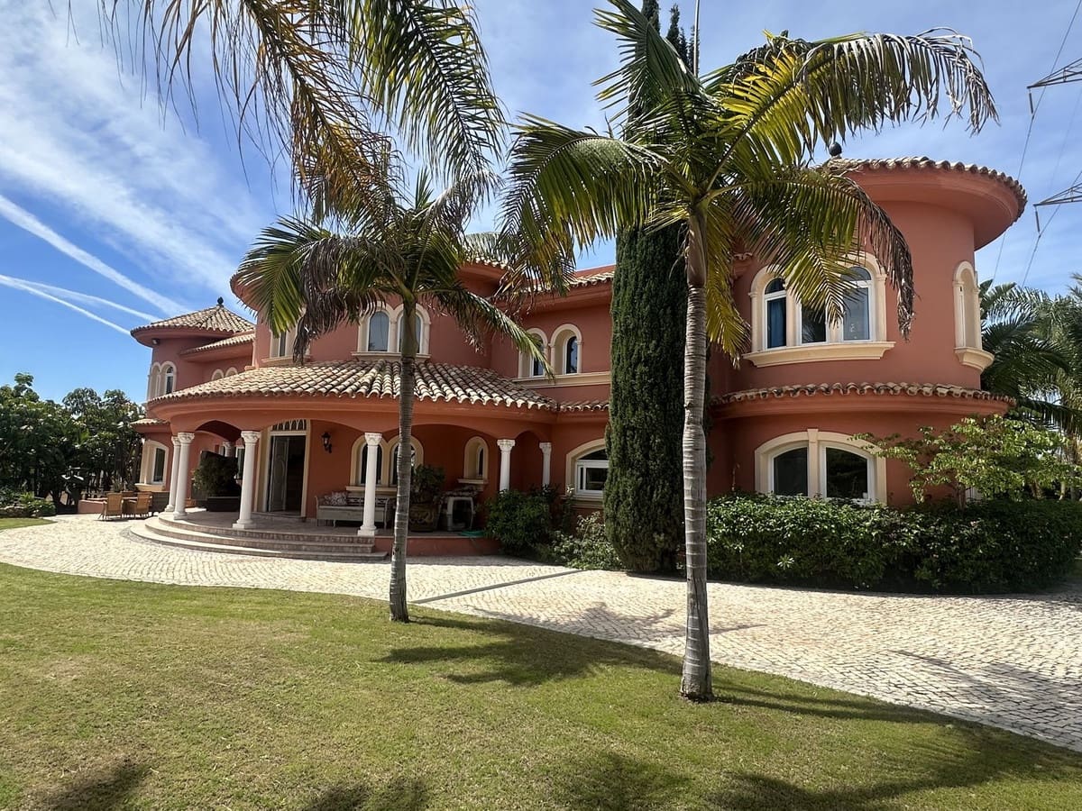 8 soveværelse Villa til salg i El Paraiso med swimmingpool garage - € 3.995.000 (Ref: 10125745)