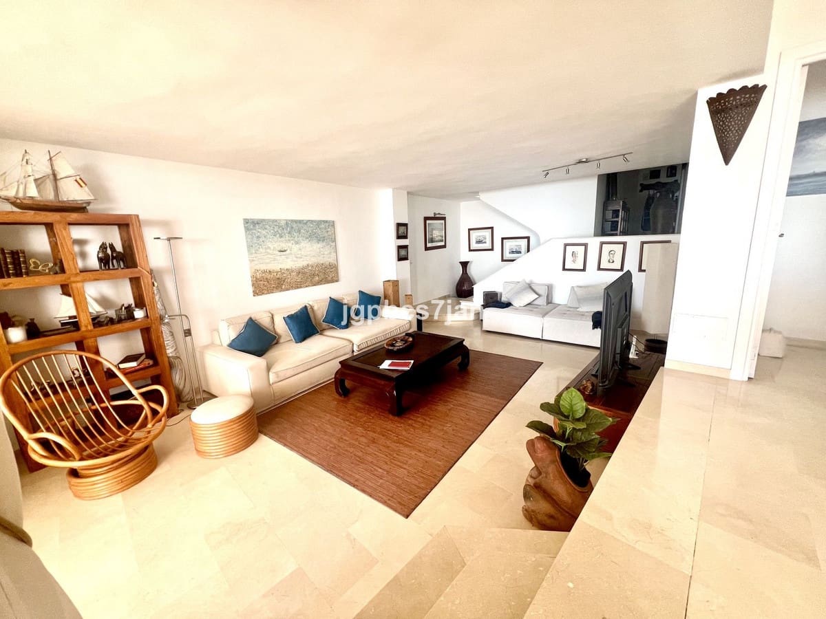 4 sovrum Lägenhet till salu i Marbella med pool garage - 1 150 000 € (Ref: 10125750)