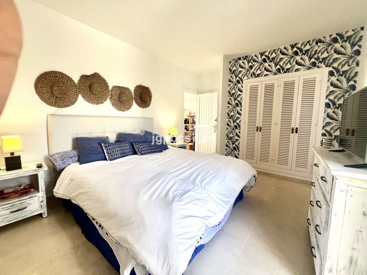4 sovrum Lägenhet till salu i Marbella med pool garage - 1 150 000 € (Ref: 10125750)