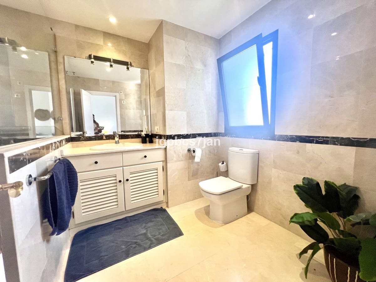 4 sovrum Lägenhet till salu i Marbella med pool garage - 1 150 000 € (Ref: 10125750)