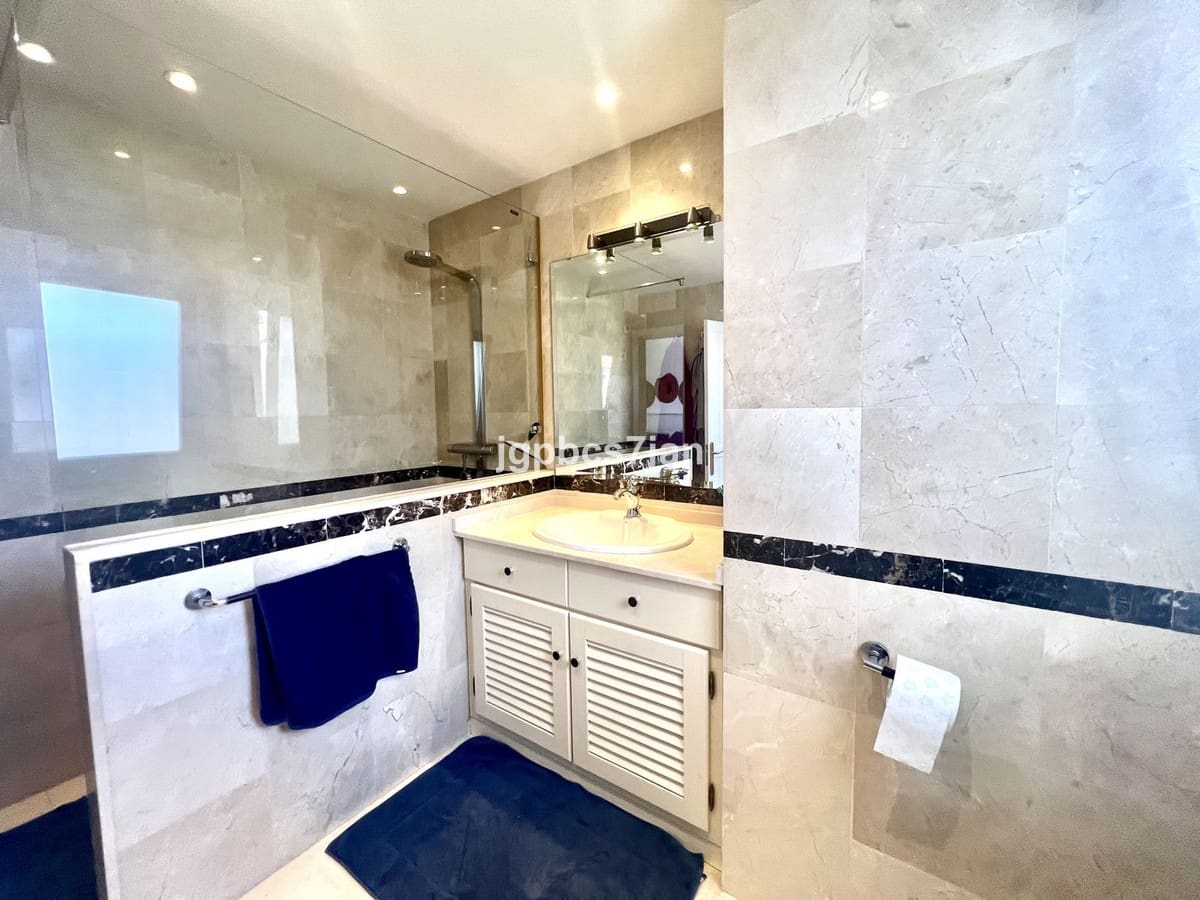 4 sovrum Lägenhet till salu i Marbella med pool garage - 1 150 000 € (Ref: 10125750)