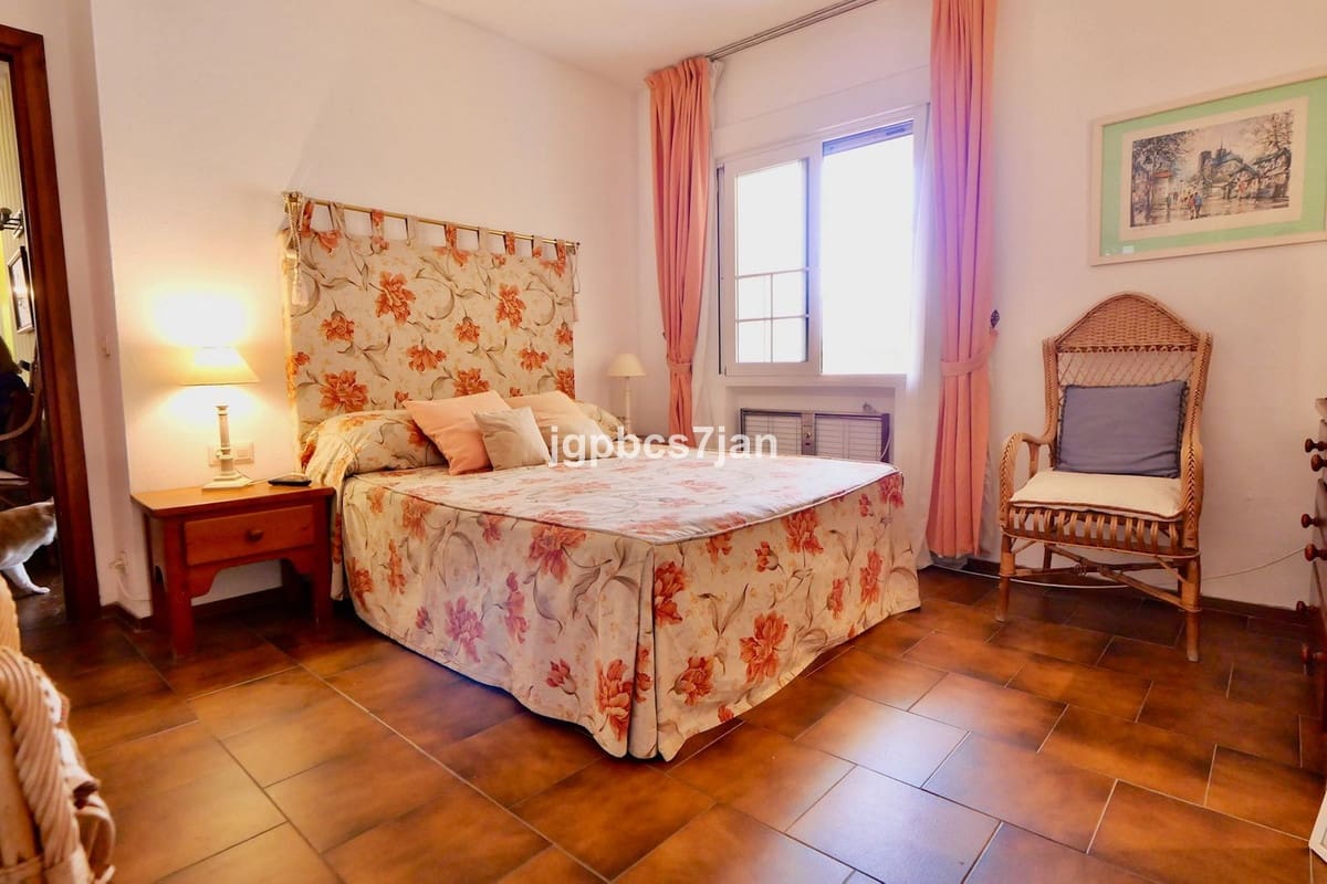 3 sypialnia Apartament na sprzedaż w Marbella z basenem - 585 000 € (Ref: 10125753)