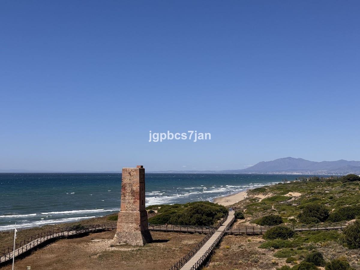 3 sypialnia Apartament na sprzedaż w Marbella z basenem - 585 000 € (Ref: 10125753)