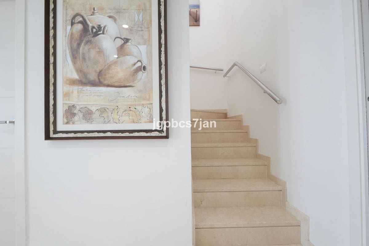 5 Zimmer Apartment zu verkaufen in Cabopino mit Pool Garage - 1.925.000 € (Ref: 10125755)