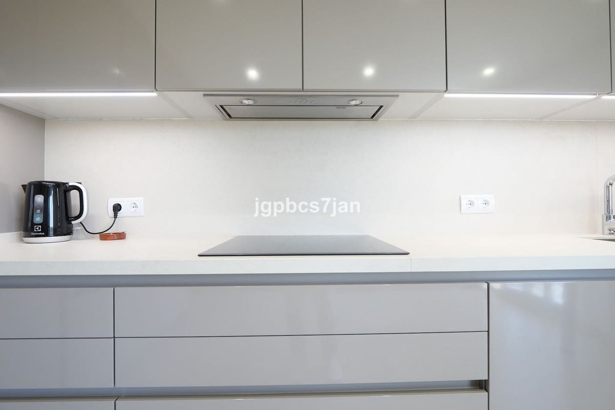5 Zimmer Apartment zu verkaufen in Cabopino mit Pool Garage - 1.925.000 € (Ref: 10125755)