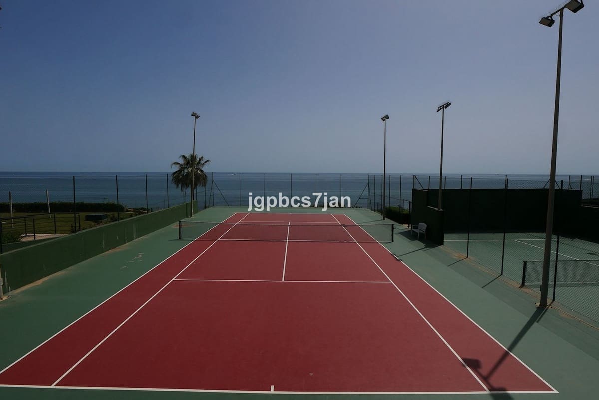 5 Zimmer Apartment zu verkaufen in Cabopino mit Pool Garage - 1.925.000 € (Ref: 10125755)