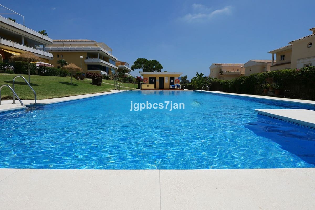 3 sovrum Lägenhet till salu i Cabopino med pool garage - 574 900 € (Ref: 10125756)
