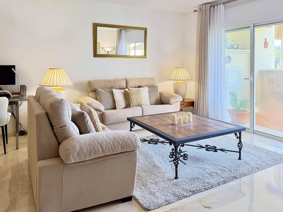 2 slaapkamer Appartement te koop in Rio Real met zwembad garage - € 590.000 (Ref: 10125772)