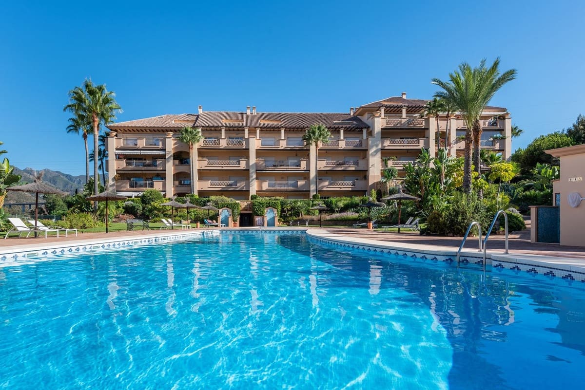 2 slaapkamer Appartement te koop in Rio Real met zwembad garage - € 590.000 (Ref: 10125772)