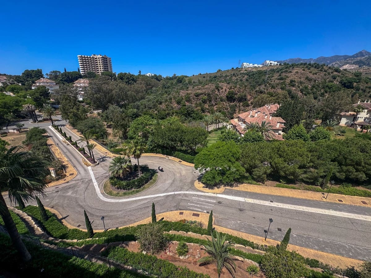 2 slaapkamer Appartement te koop in Rio Real met zwembad garage - € 590.000 (Ref: 10125772)
