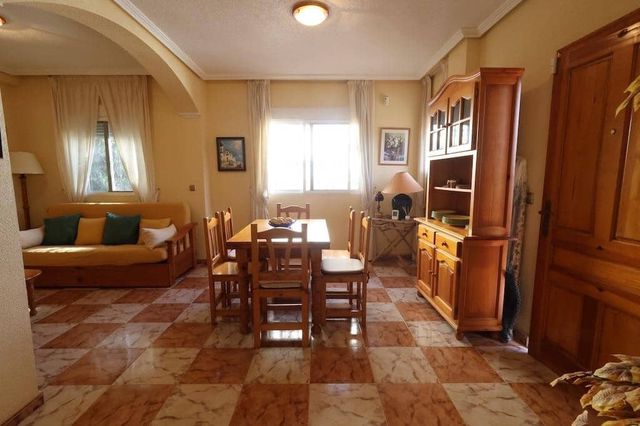 2 quarto Casa em Banda para venda em Villamartín - Las Filipinas, Orihuela com piscina garagem - 240 000 € (Ref: 10125785)