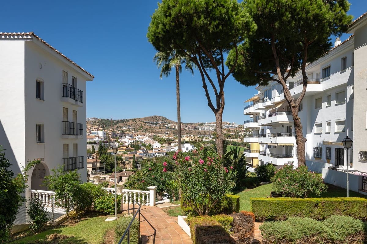 3 camera da letto Appartamento in vendita in Riviera del Sol con piscina garage - 425.000 € (Rif: 10125822)