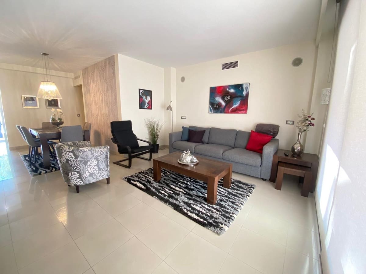 Apartamento de 3 habitaciones en El Paraiso en venta con piscina garaje - 470.000 € (Ref: 10125824)