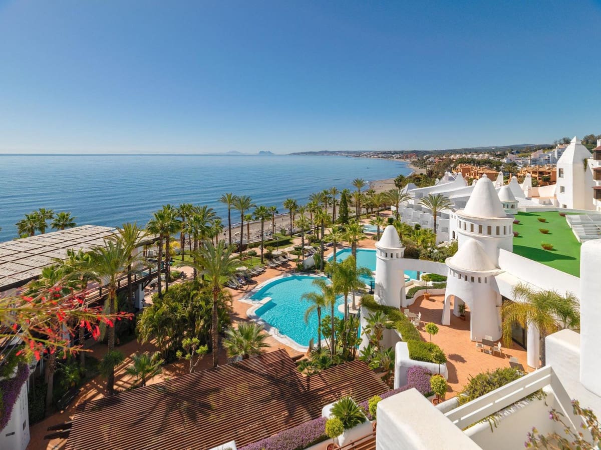 3 quarto Apartamento para venda em Estepona - 292 000 € (Ref: 10125830)