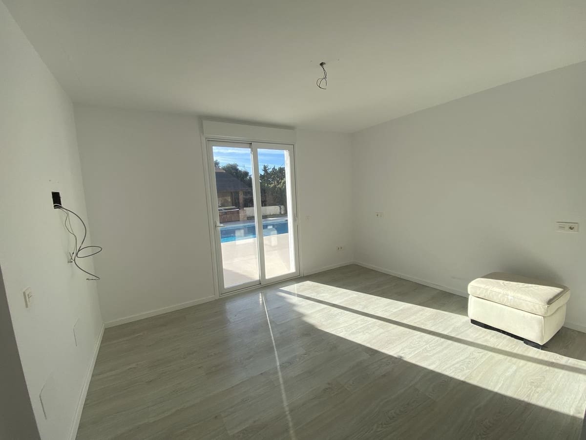 4 quarto Moradia para venda em El Paraiso com piscina garagem - 2 950 000 € (Ref: 10125838)