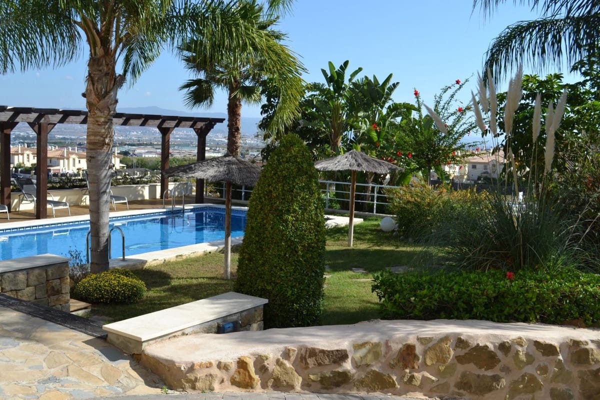 7 Zimmer Villa zu verkaufen in Alhaurin de la Torre mit Pool Garage - 1.150.000 € (Ref: 10125845)