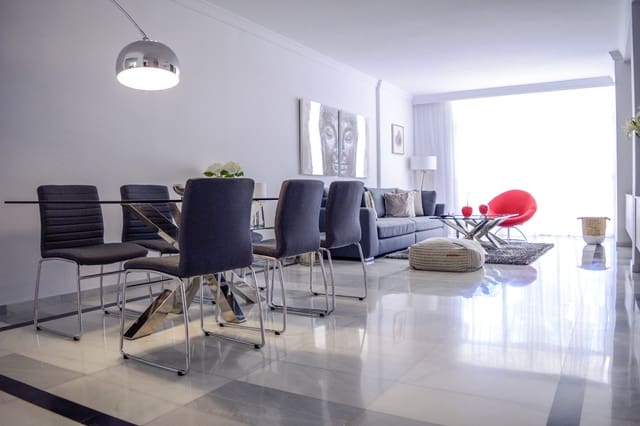2 sypialnia Apartament na sprzedaż w Las Brisas, Marbella z basenem - 1 130 000 € (Ref: 10125850)