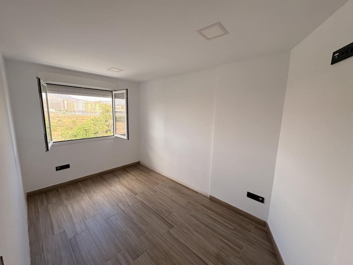 3 sovrum Lägenhet till salu i Malaga stad - 382 000 € (Ref: 10125852)