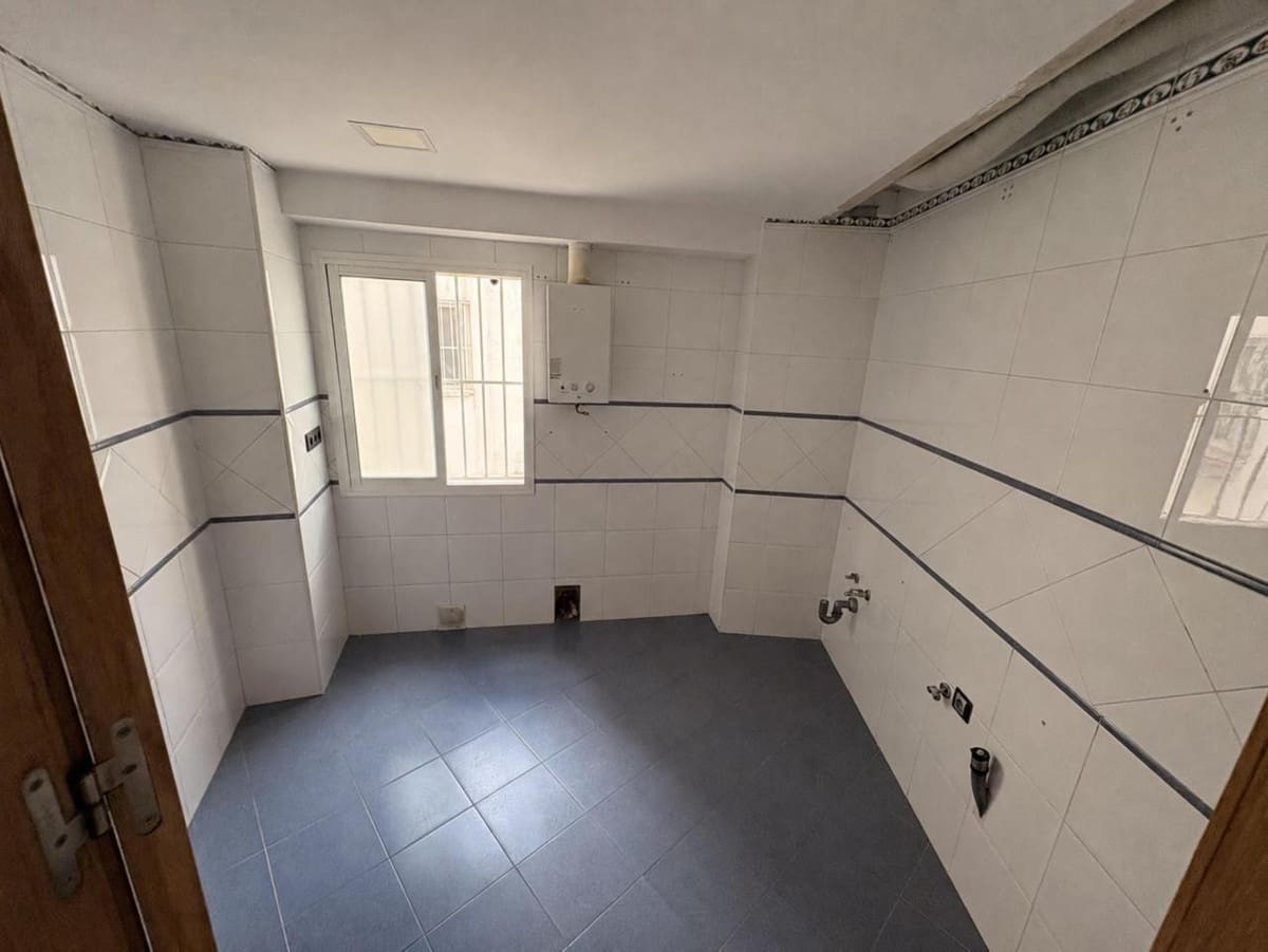 3 sovrum Lägenhet till salu i Malaga stad - 382 000 € (Ref: 10125852)