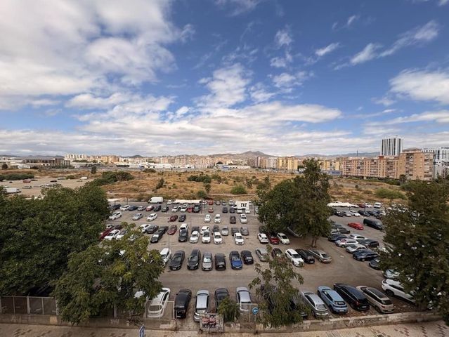 3 sovrum Lägenhet till salu i El Torcal, Málaga stad - 382 000 € (Ref: 10125852)