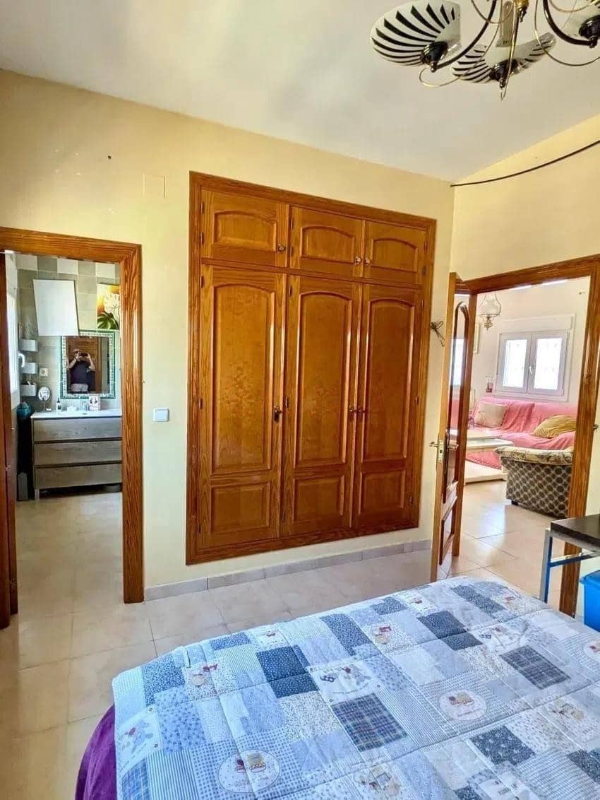 4 bedroom Villa for sale in Torre del Mar with pool garage - € 733,000 (Ref: 10125859)