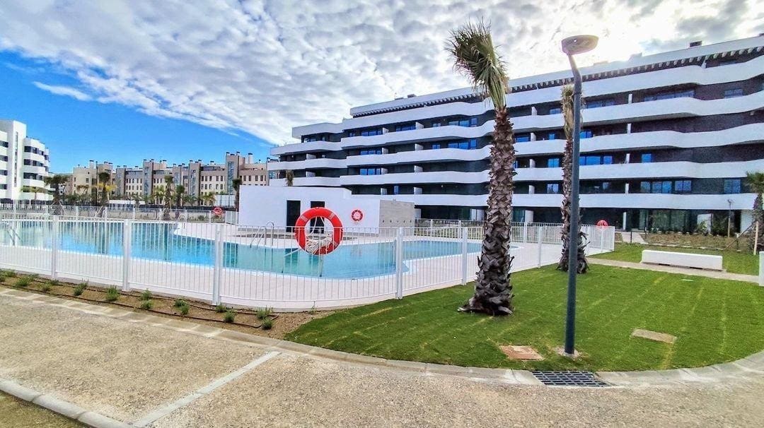 3 bedroom Apartment for sale in Torremolinos with pool garage - € 899,000 (Ref: 10125876)