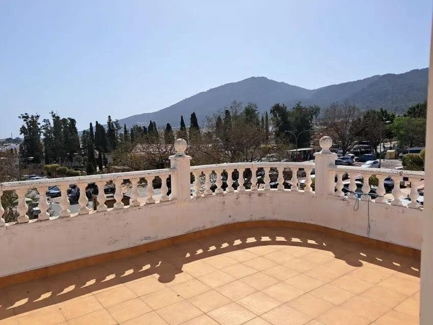5 chambre Appartement à vendre à Alhaurin de la Torre avec garage - 698 000 € (Ref: 10125879)