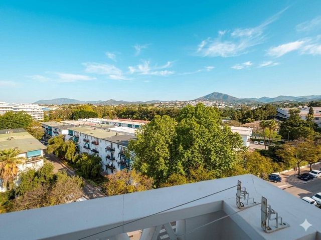 4 slaapkamer Appartement te koop in San Pedro de Alcántara Pueblo, Marbella met zwembad garage - € 595.000 (Ref: 10125880)