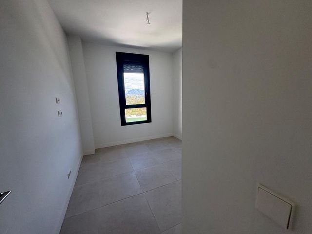 3 quarto Apartamento para venda em El Faro de Calaburra - Chaparral, Mijas com piscina garagem - 655 000 € (Ref: 10125881)