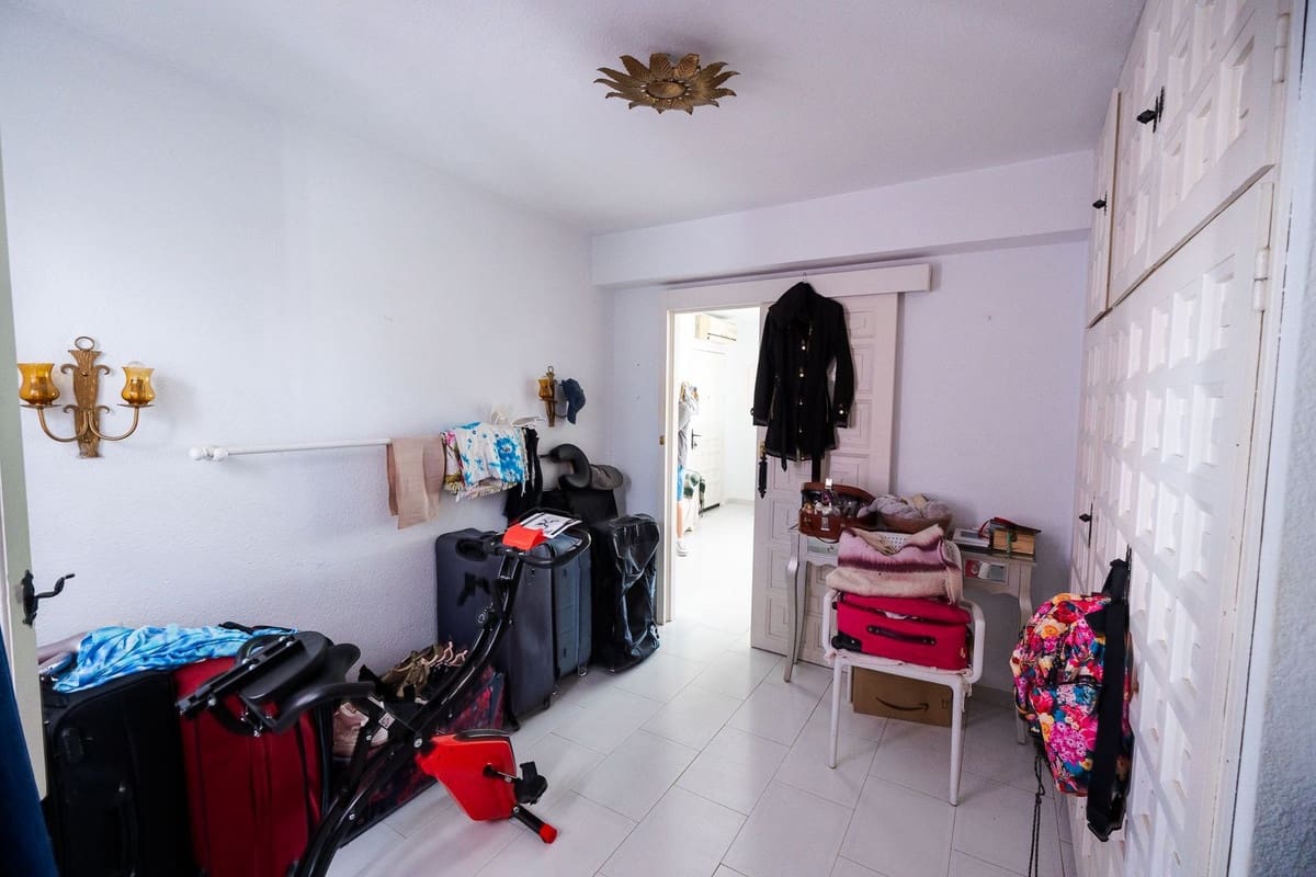 Apartamento de 1 habitación en El Paraiso en venta con piscina - 249.000 € (Ref: 10125891)