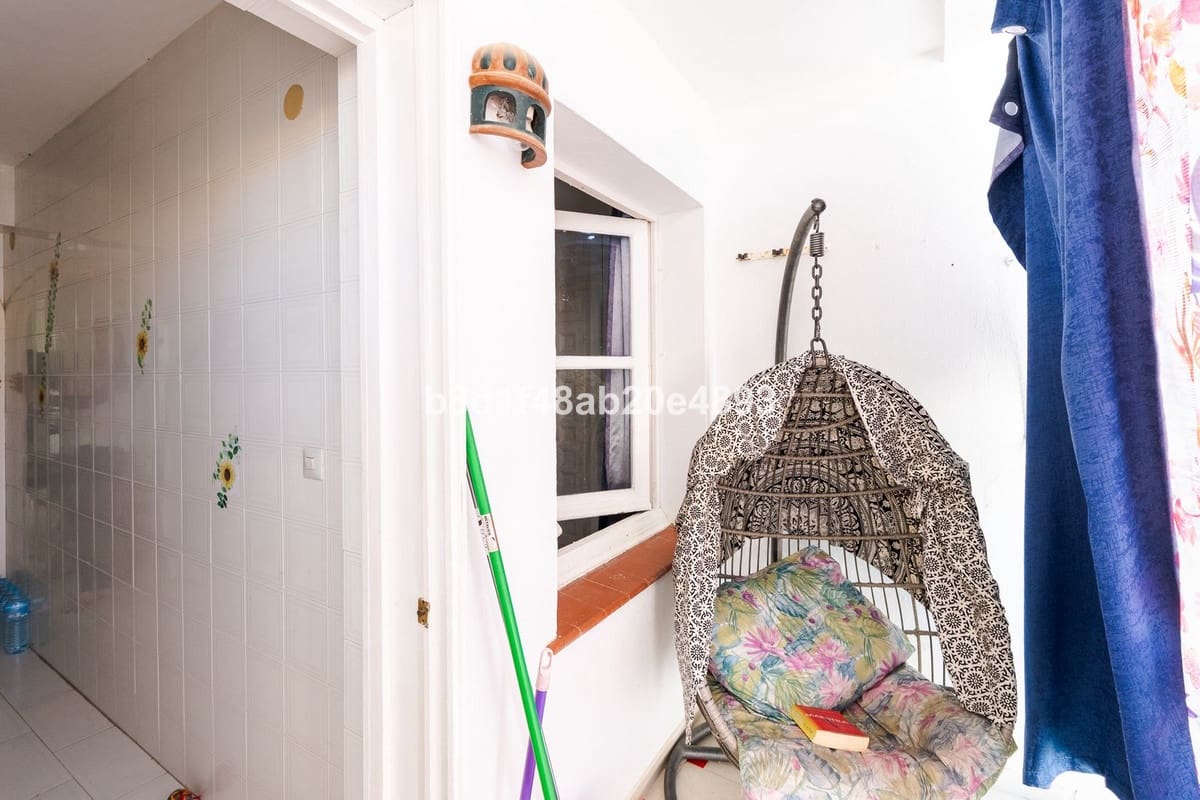 Apartamento de 1 habitación en El Paraiso en venta con piscina - 249.000 € (Ref: 10125891)
