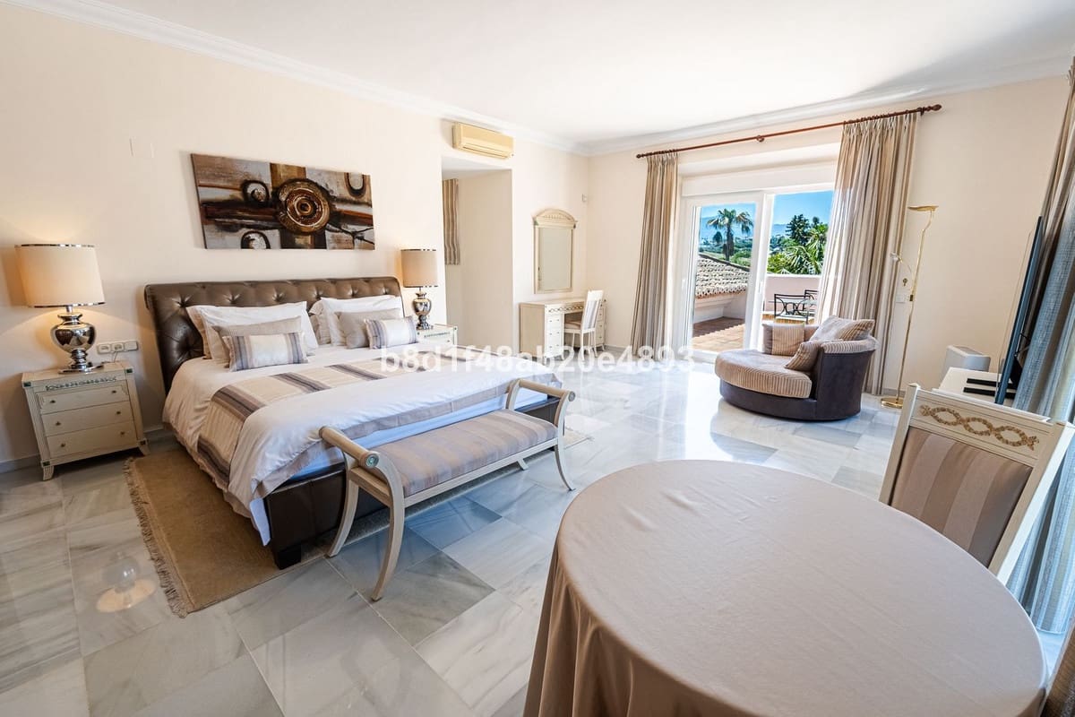 6 sovrum Villa till salu i Estepona med pool garage - 4 600 000 € (Ref: 10125892)