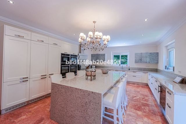 6 sovrum Villa till salu i Paraiso - Barronal, Estepona med pool garage - 4 600 000 € (Ref: 10125892)