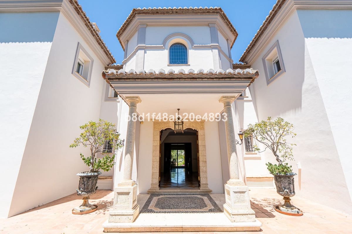 6 sovrum Villa till salu i Estepona med pool garage - 4 600 000 € (Ref: 10125892)
