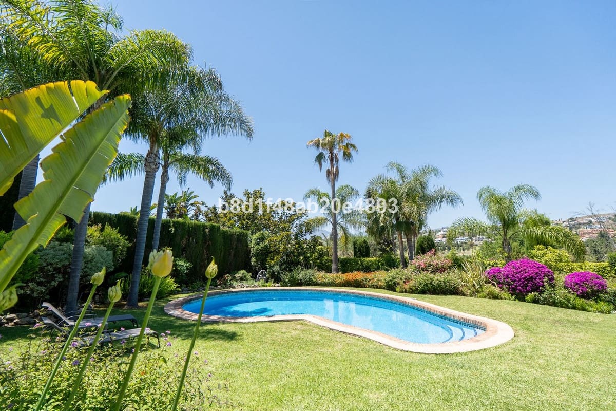 6 sovrum Villa till salu i Estepona med pool garage - 4 600 000 € (Ref: 10125892)