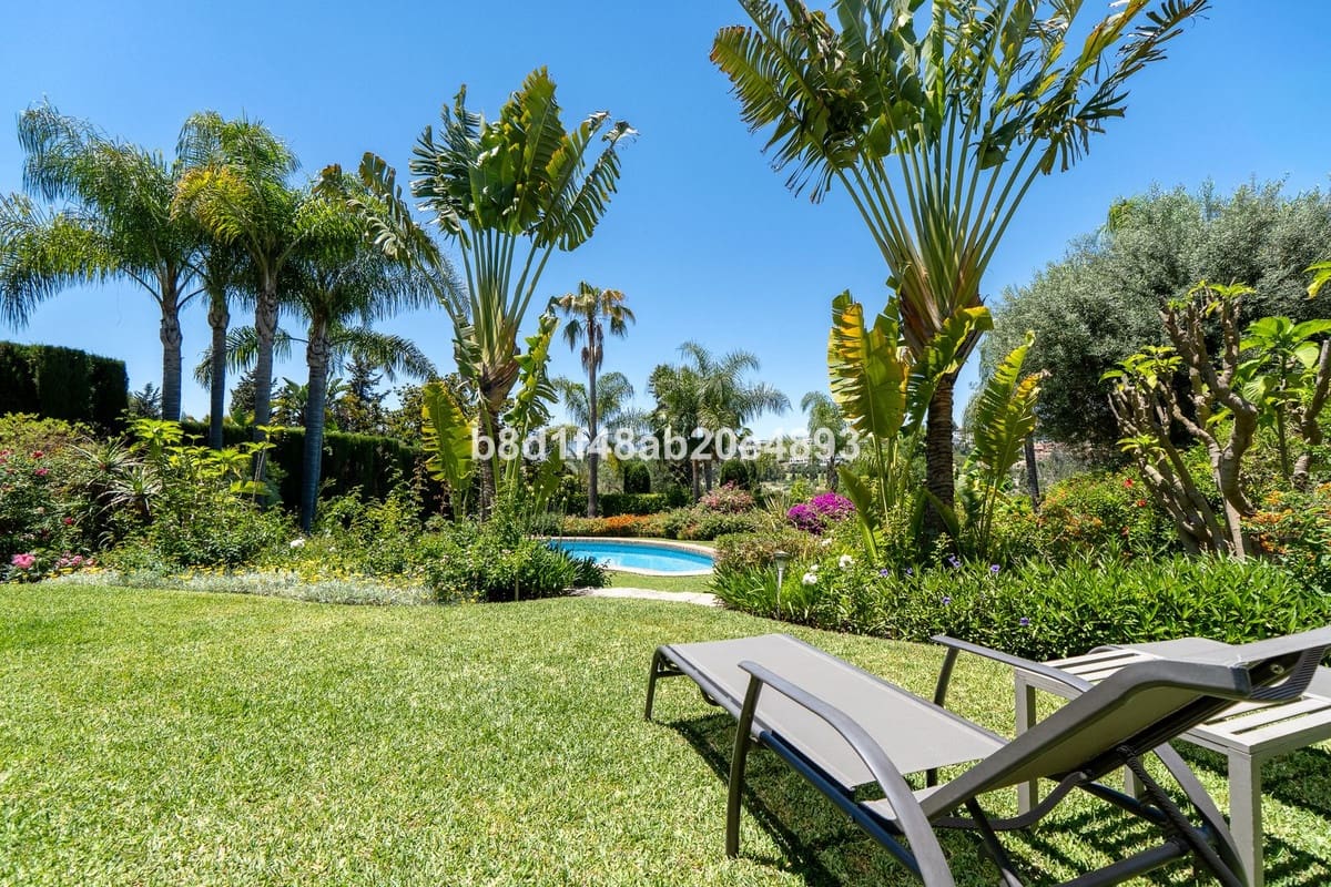 6 sovrum Villa till salu i Estepona med pool garage - 4 600 000 € (Ref: 10125892)