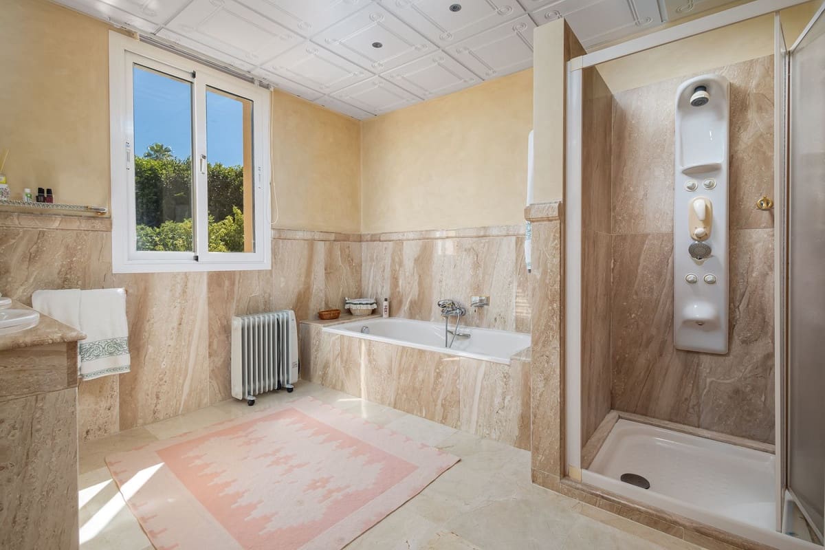 7 slaapkamer Villa te koop in Benahavis met zwembad garage - € 4.800.000 (Ref: 10125899)
