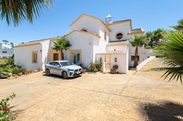 7 slaapkamer Villa te koop in El Paraíso, Benahavís met zwembad garage - € 4.800.000 (Ref: 10125899)