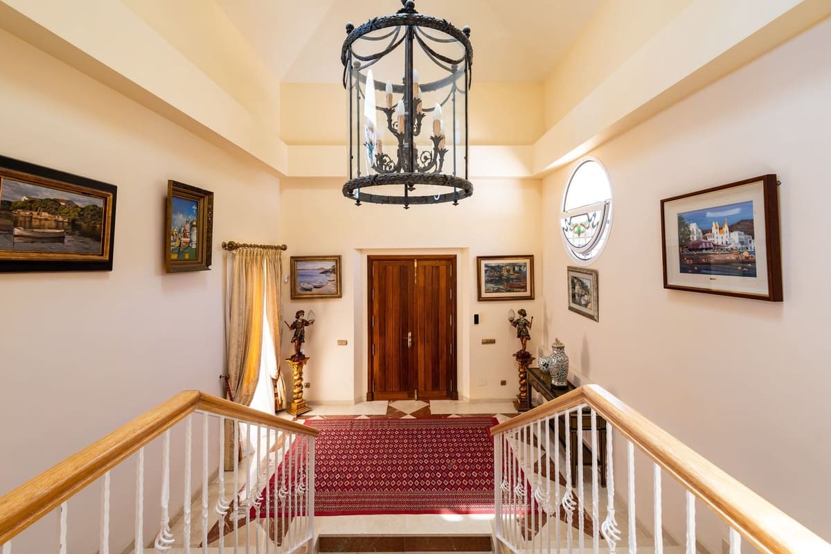 7 slaapkamer Villa te koop in Benahavis met zwembad garage - € 4.800.000 (Ref: 10125899)