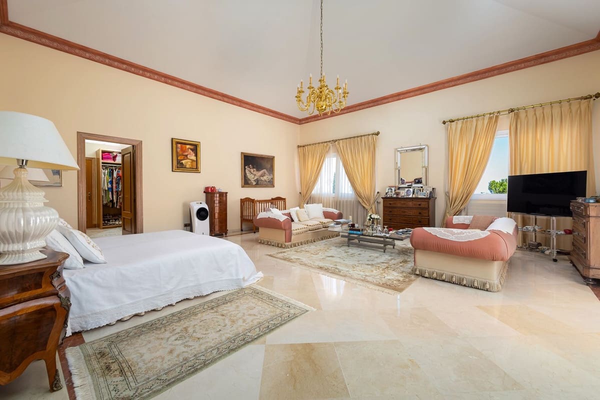 7 slaapkamer Villa te koop in Benahavis met zwembad garage - € 4.800.000 (Ref: 10125899)