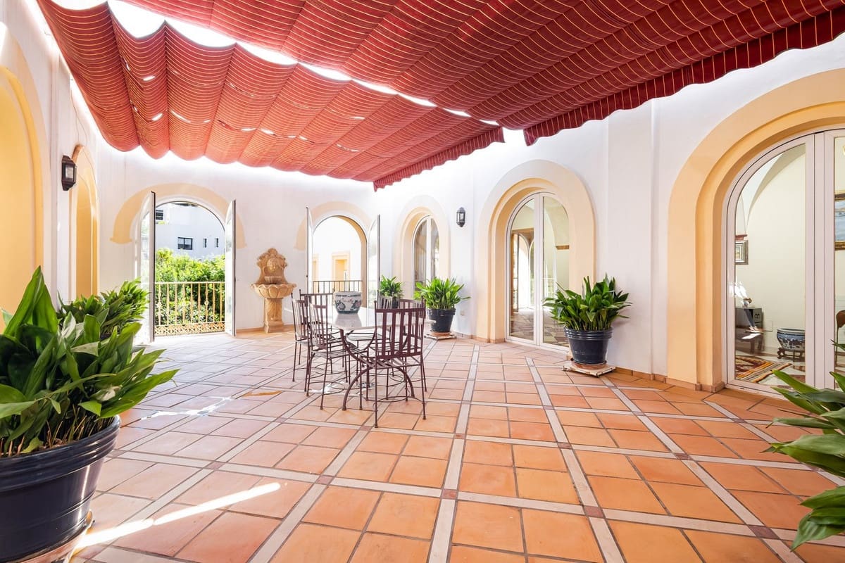 7 slaapkamer Villa te koop in Benahavis met zwembad garage - € 4.800.000 (Ref: 10125899)