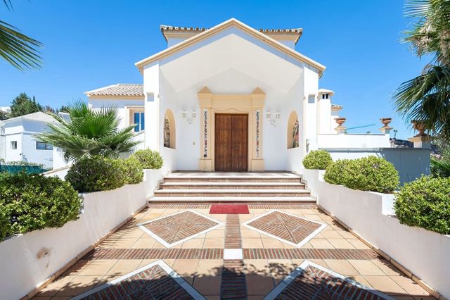 7 slaapkamer Villa te koop in El Paraíso, Benahavís met zwembad garage - € 4.800.000 (Ref: 10125899)