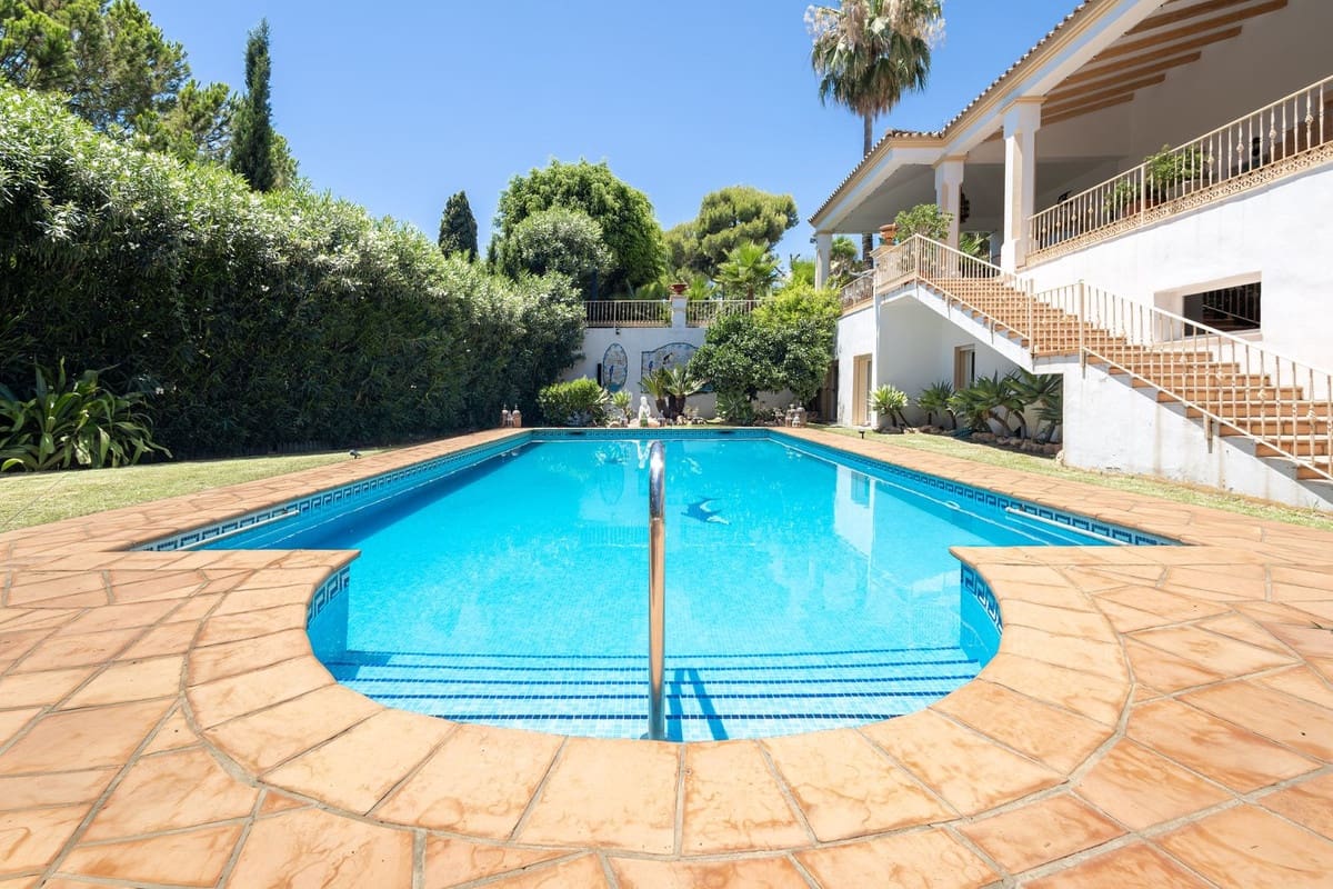 7 slaapkamer Villa te koop in Benahavis met zwembad garage - € 4.800.000 (Ref: 10125899)