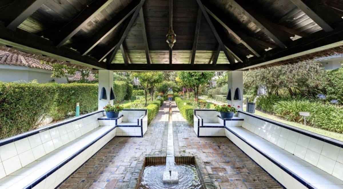 4 sovrum Lägenhet till salu i Marbella med pool - 899 000 € (Ref: 10125901)
