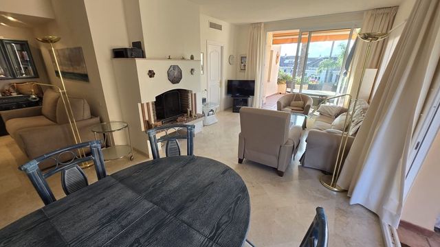 2 soverom Leilighet til salgs i Alicate, Marbella med svømmebasseng garasje - € 699 000 (Ref: 10125910)