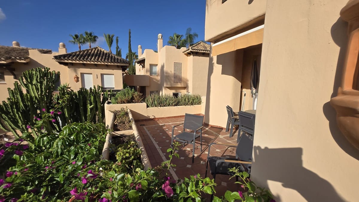 2 soverom Leilighet til salgs i Marbella med svømmebasseng garasje - € 699 000 (Ref: 10125910)